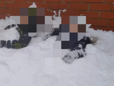 В Уфе из снежной ямы достали мальчика без сознания