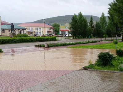Из-за сильных ливней МЧС Башкирии просит воздержаться от туризма и поездок